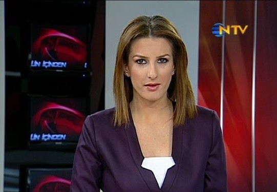 NTV Ve CNN Türk Arasında Spiker Krizi!... Bardağı Taşıran Son Damla Özlem  Sarıkaya Oldu(Medyabey-Özel) - Medyabey - Medya, Televizyon, Dizi Ve  Eğlence Haberleri